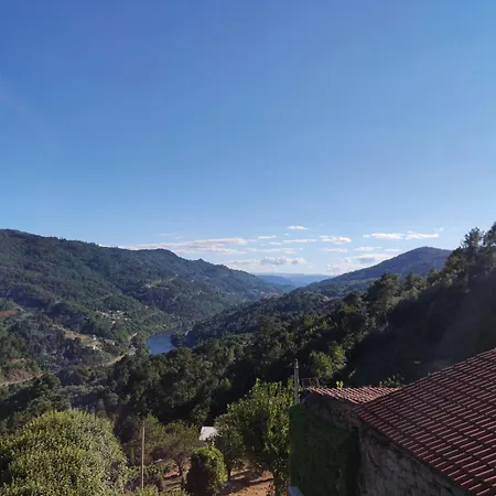 Xiravai-ribeira Sacra Holiday home