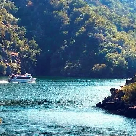 Xiravai-ribeira Sacra * Peares