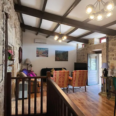 Xiravai-ribeira Sacra Feriehus Peares